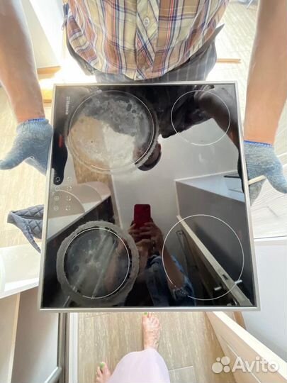 Настольная индукционная плита