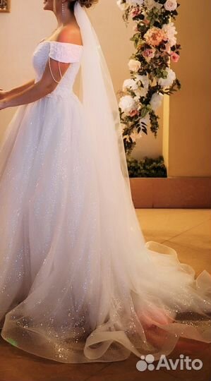 Свадебное платье 44-46