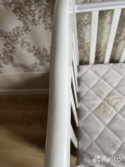 Кровать с маятником