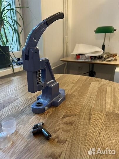 Пресс ручной тер-2 для кнопок