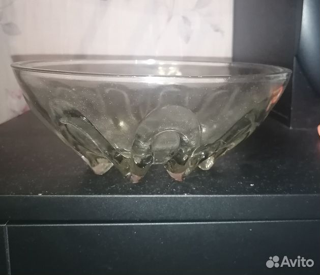 Стеклянная салатница