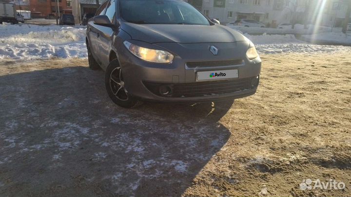 Renault Fluence 1.6 МТ, 2011, 220 000 км