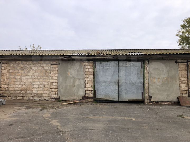 Гараж, > 30 м²
