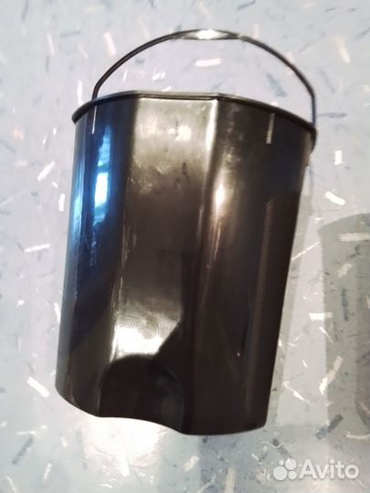 Мусорное ведро с педалью 11литров новое