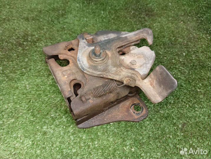 Замок капота Kia Spectra