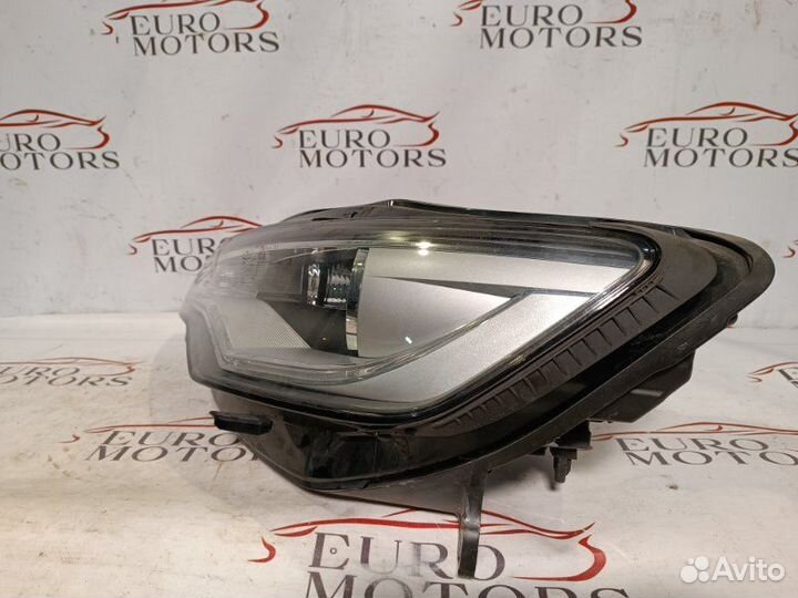 Фара ксеноновая Audi A6(C7) C7