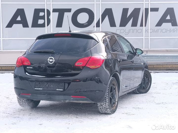 Opel Astra 1.6 AT, 2011, 110 896 км