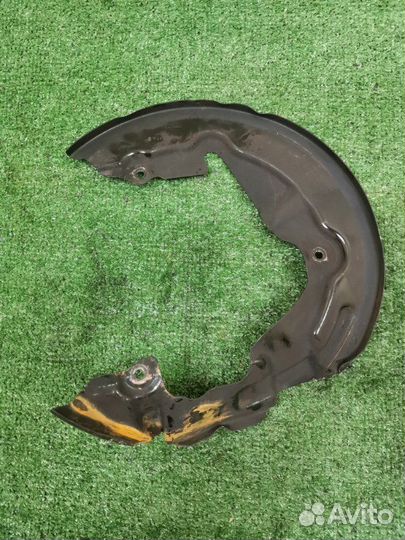 Пыльник тормозного диска передний левый Ford