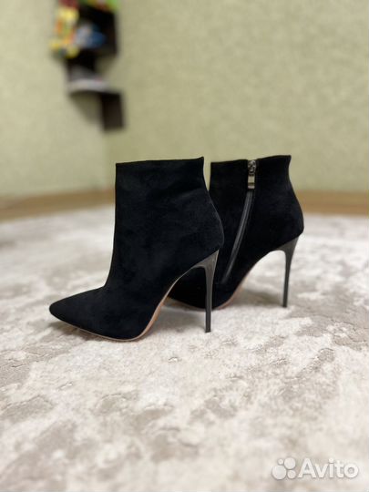 Ботильоны новые 36 р-р