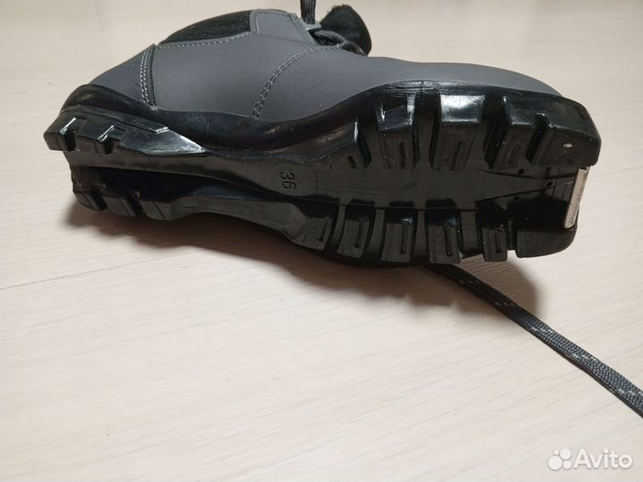 Лыжные ботинки 36 размер
