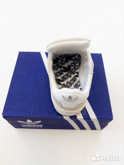 Крассовки новые 23 размер