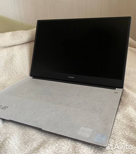 Ноутбук huawei matebook d 14 256GB