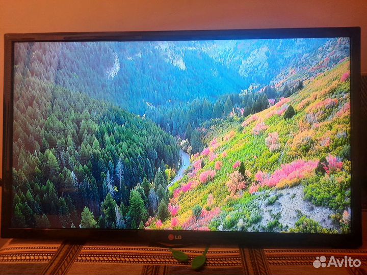 Телевизор LG 32