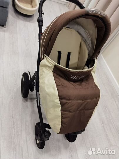 Коляска 3 в 1 Tutis Zippy бежевый/шоколад brow
