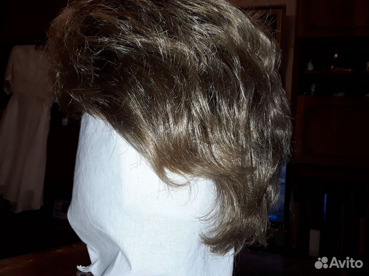 Парик женский короткий цвет свето-русый Япония