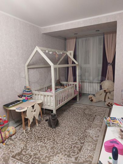 2-к. квартира, 71 м², 3/10 эт.