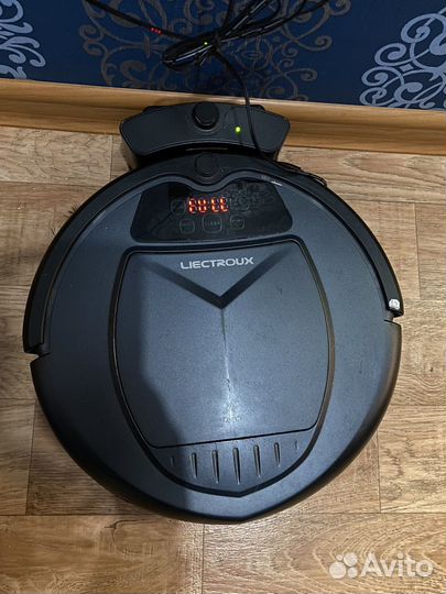 Робот пылесос