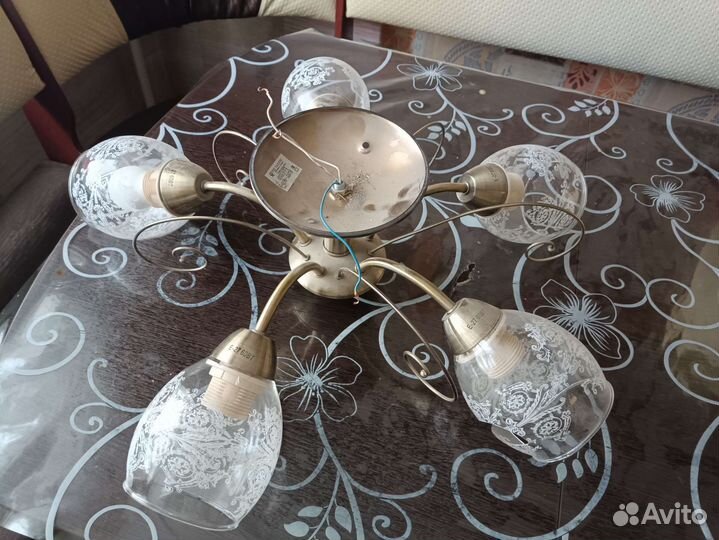 Люстра потолочная 5 рожковая