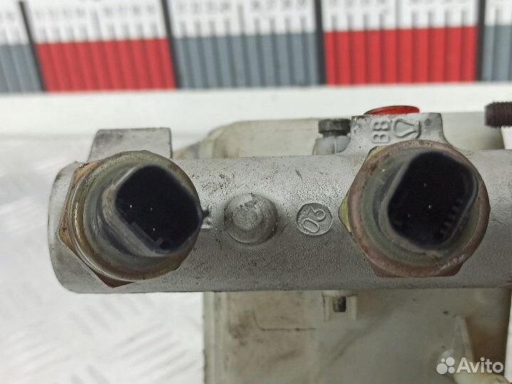 Вакуумный усилитель тормозов Volvo S80 рест. 2004