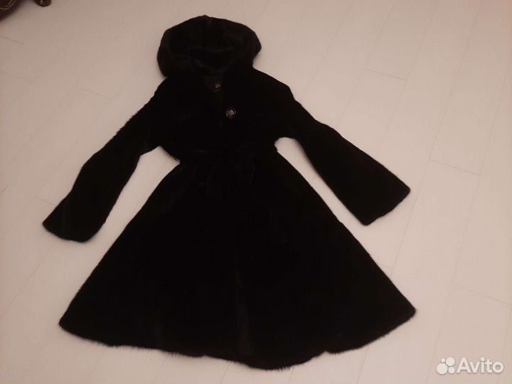 Шуба норковая с капюшоном