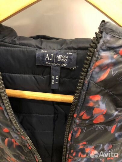 Жилетка Armani Jeans