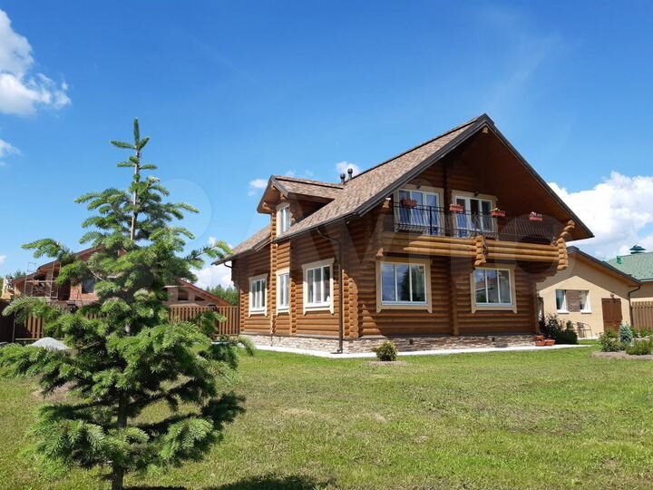 Дом 278 м² на участке 14 сот.