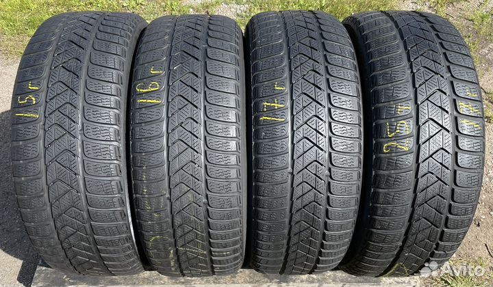 Pirelli Winter Sottozero 3 215/55 R17