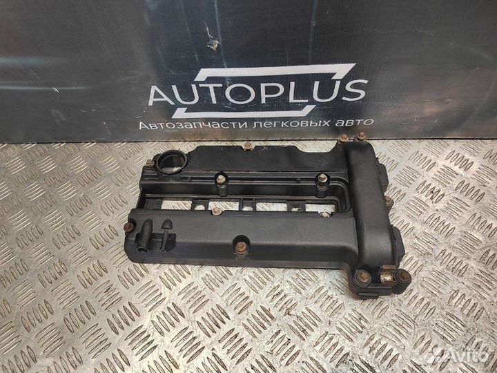 Клапанная крышка Opel Corsa 1.2 Z12XEP