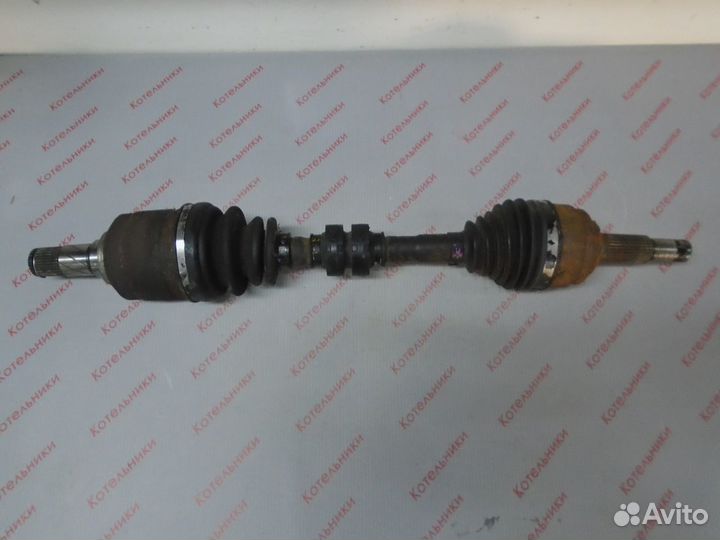 Nissan 39101-9Y015 Вал приводной, левый