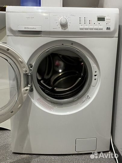 Стиральная машинка Electrolux EW 12470 w