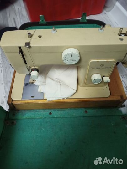 Швейная машина чайка 132м