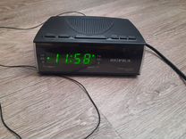 Часы с радиоприёмником Supra SA-38FM