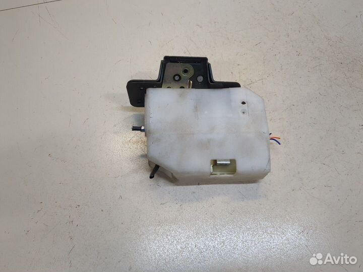 Замок багажника Honda Accord 6, 2002