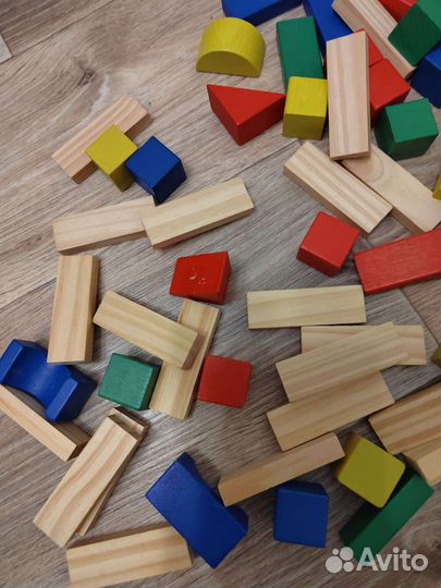 Деревянный конструктор домик город