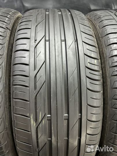 Bridgestone Turanza T001 225/55 R17