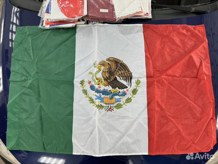 Флаги разных стран