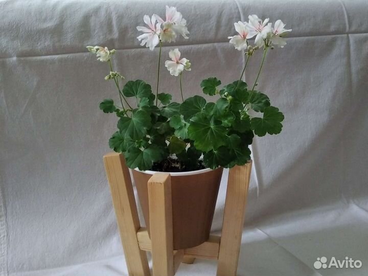 Подставки для цветов