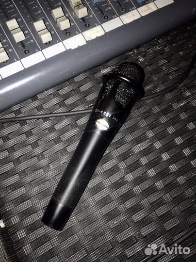 Конденсаторный микрофон Freeboss