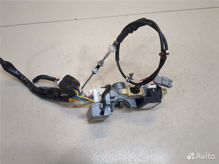 Замок зажигания Nissan Elgrand, 2008