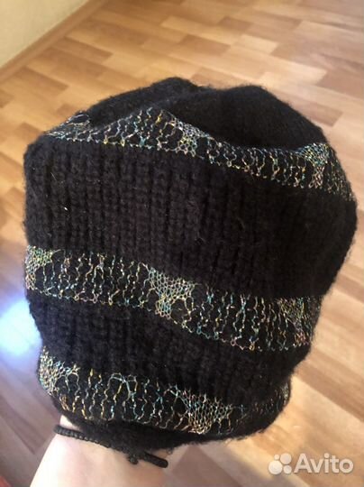 Шапки женские новые