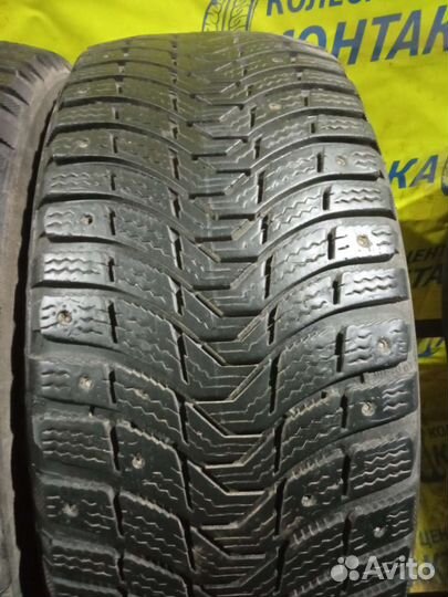 Michelin X-Ice North 3 215/55 R16