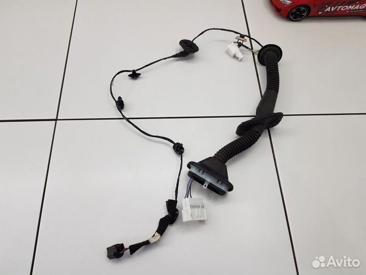 Электропроводка передней правой двери