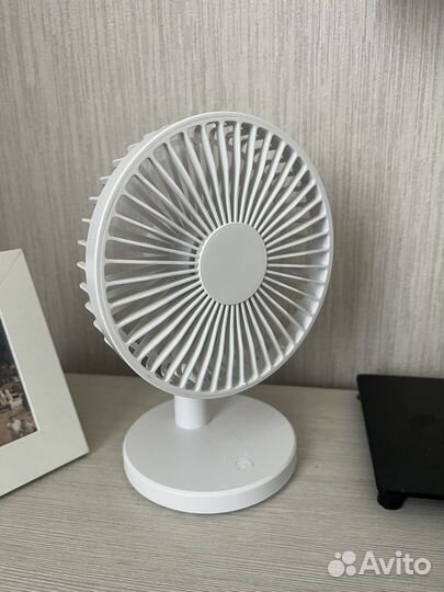 Вентилятор настольный от сети с аккумулятором