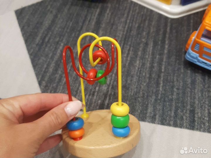 Развивающие игрушки для малышей пакетом