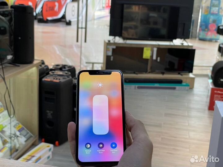 iPhone X, 64 ГБ