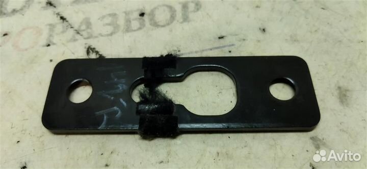 Кронштейн (сопут. товар) Audi A8 D3 4E 2004-2010