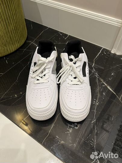Кроссовки в идеальном состоянии