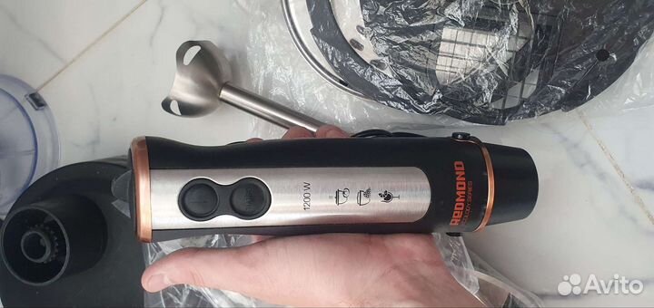 Кухонный комбайн-блендер Redmond RFP-2965