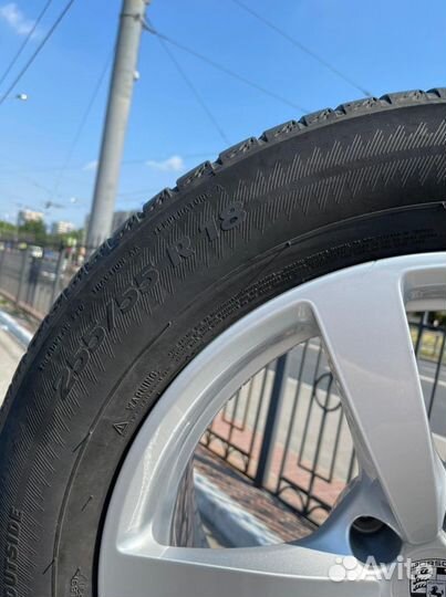 Колеса диски Porshe makan r18 Michelin Latitude