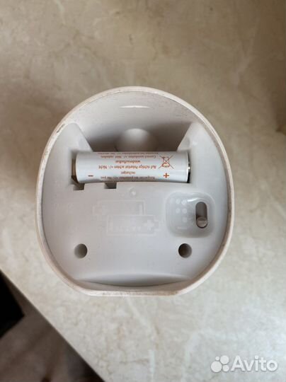 Автоматический распылитель освежителя воздуха